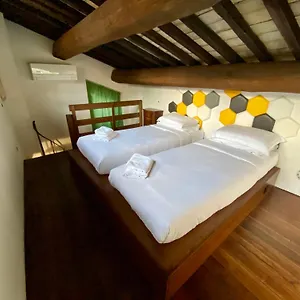 Casa Paradiso , Rome Italie
